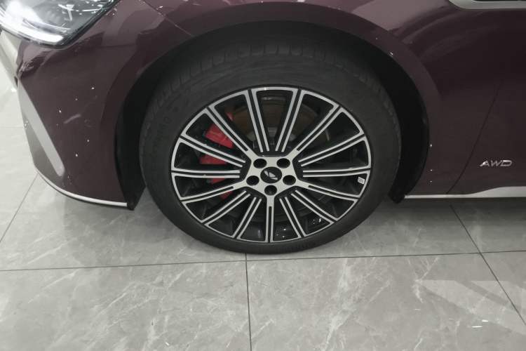 Used Chery Fengyun Fulwin A9L 2025 Model, Four-Wheel Drive High-Energy Peak Edition Left Front Wheel Hub