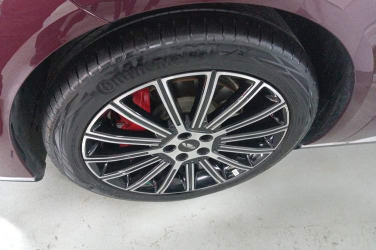 Used Chery Fengyun Fulwin A9L 2025 Model, Four-Wheel Drive High-Energy Peak Edition Left Front Wheel Hub