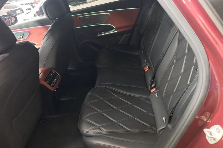 Used Chery Fengyun Fulwin A9L 2025 Model, Four-Wheel Drive High-Energy Peak Edition Left Rear Seat