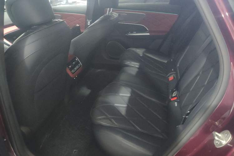 Used Chery Fengyun Fulwin A9L 2025 Model, Four-Wheel Drive High-Energy Peak Edition Left Rear Seat