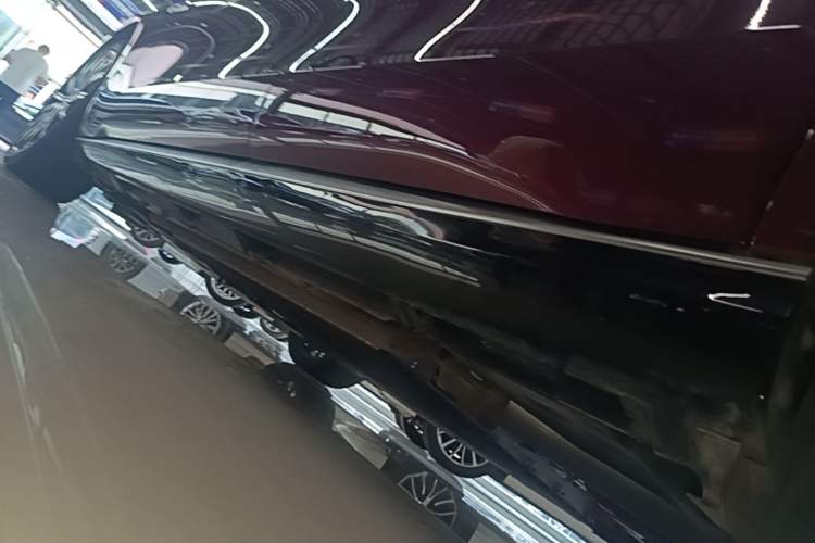 Used Chery Fengyun Fulwin A9L 2025 Model, Four-Wheel Drive High-Energy Peak Edition Left Side Sill