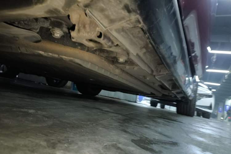 Used Chery Fengyun Fulwin A9L 2025 Model, Four-Wheel Drive High-Energy Peak Edition Left Side Sill