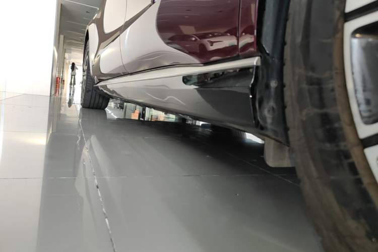 Used Chery Fengyun Fulwin A9L 2025 Model, Guanghui Four-Wheel Drive High-Energy Edition Left Side Sill
