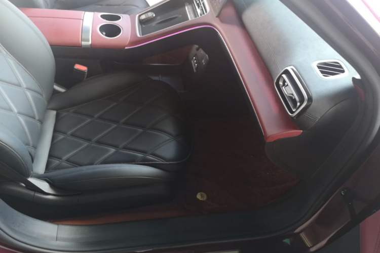 Used Chery Fengyun Fulwin A9L 2025 Model, Four-Wheel Drive High-Energy Peak Edition Right Front Seat