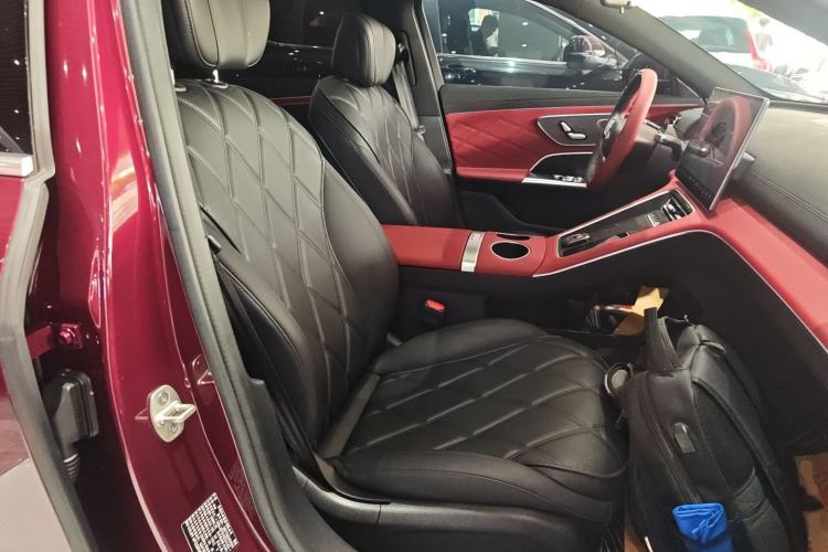 Used Chery Fengyun Fulwin A9L 2025 Model, Four-Wheel Drive High-Energy Peak Edition Right Front Seat