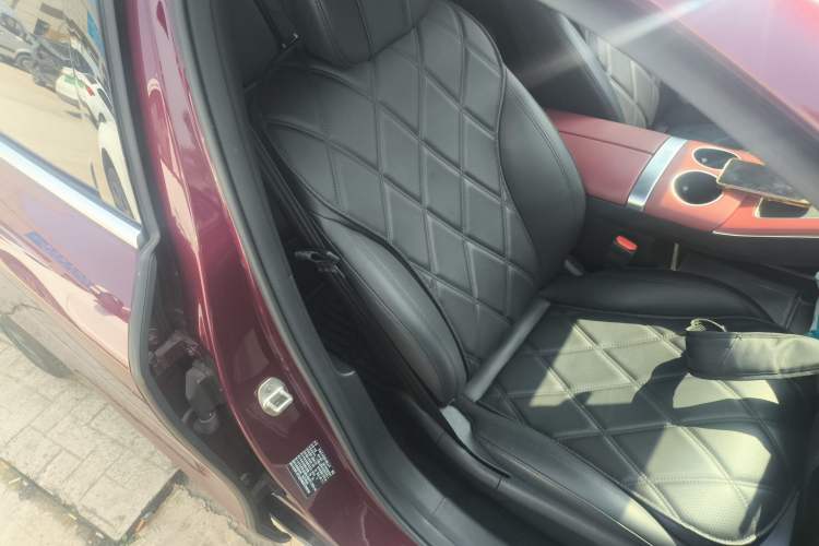 Used Chery Fengyun Fulwin A9L 2025 Model, Four-Wheel Drive High-Energy Peak Edition Right Front Seat