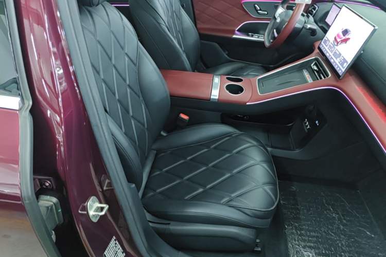 Used Chery Fengyun Fulwin A9L 2025 Model, Four-Wheel Drive High-Energy Peak Edition Right Front Seat