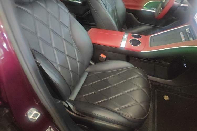 Used Chery Fengyun Fulwin A9L 2025 Model, Four-Wheel Drive High-Energy Peak Edition Right Front Seat