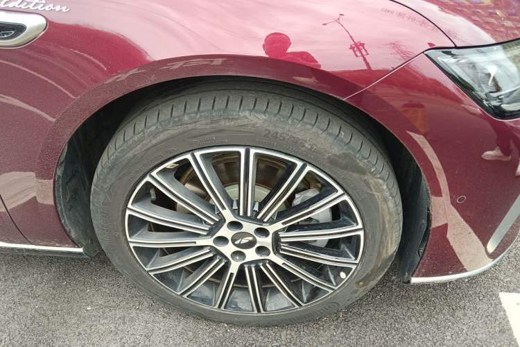 Used Chery Fengyun Fulwin A9L 2025 Model, 260 Boya Smart Leading Edition Right Front Wheel Hub