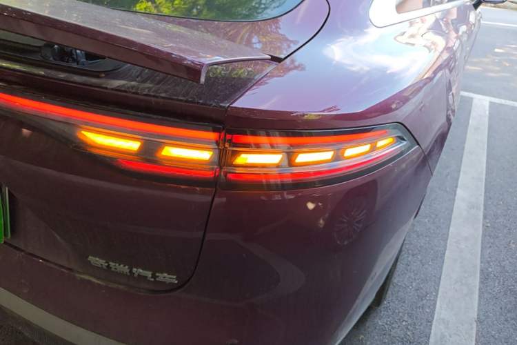Used Chery Fengyun Fulwin A9L 2025 Model, Four-Wheel Drive High-Energy Peak Edition Right Rear Taillight