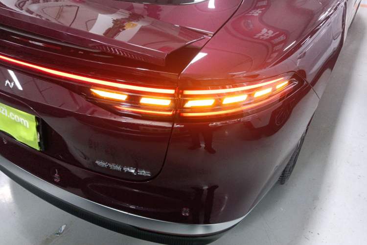 Used Chery Fengyun Fulwin A9L 2025 Model, Four-Wheel Drive High-Energy Peak Edition Right Rear Taillight