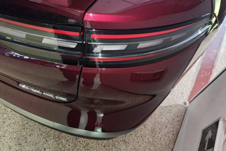 Used Chery Fengyun Fulwin A9L 2025 Model, Four-Wheel Drive High-Energy Peak Edition Right Rear Taillight