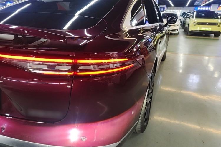 Used Chery Fengyun Fulwin A9L 2025 Model, Guanghui Four-Wheel Drive High-Energy Edition Right Rear Taillight