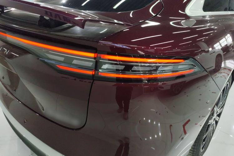 Used Chery Fengyun Fulwin A9L 2025 Model, Four-Wheel Drive High-Energy Peak Edition Right Rear Taillight