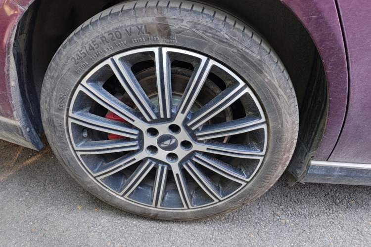 Used Chery Fengyun Fulwin A9L 2025 Model, Four-Wheel Drive High-Energy Peak Edition Right Rear Wheel Hub