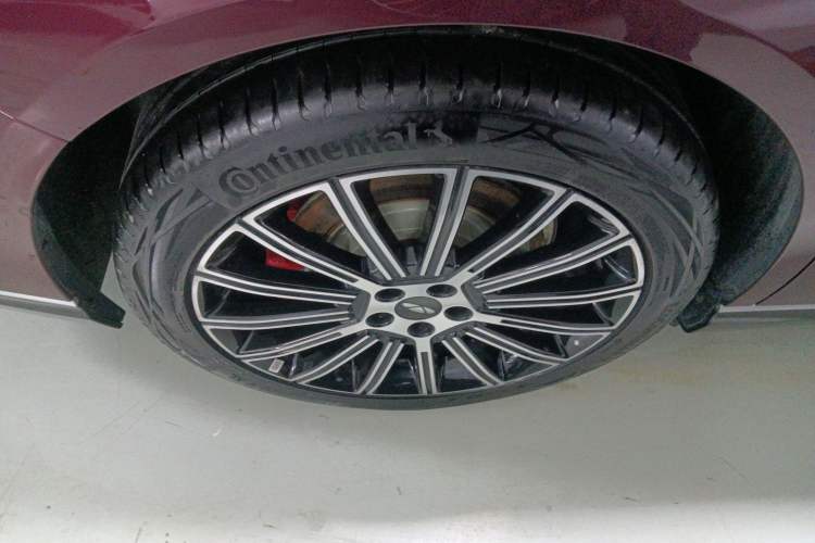 Used Chery Fengyun Fulwin A9L 2025 Model, Four-Wheel Drive High-Energy Peak Edition Right Rear Wheel Hub