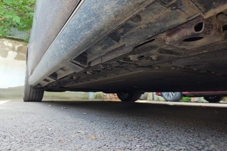 Used Chery Fengyun Fulwin A9L 2025 Model, Four-Wheel Drive High-Energy Peak Edition Right Side Sill