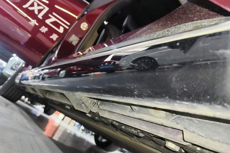Used Chery Fengyun Fulwin A9L 2025 Model, Guanghui Four-Wheel Drive High-Energy Edition Right Side Sill