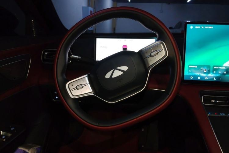 Used Chery Fengyun Fulwin A9L 2025 Model, Four-Wheel Drive High-Energy Peak Edition Steering Wheel