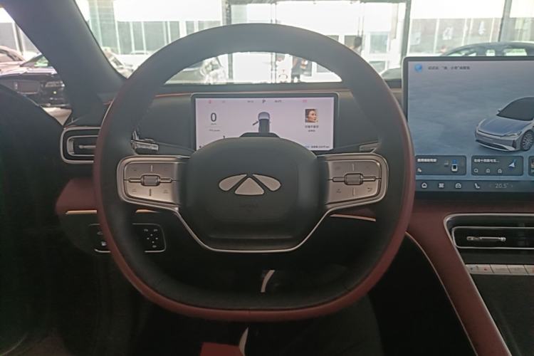 Used Chery Fengyun Fulwin A9L 2025 Model, Four-Wheel Drive High-Energy Peak Edition Steering Wheel