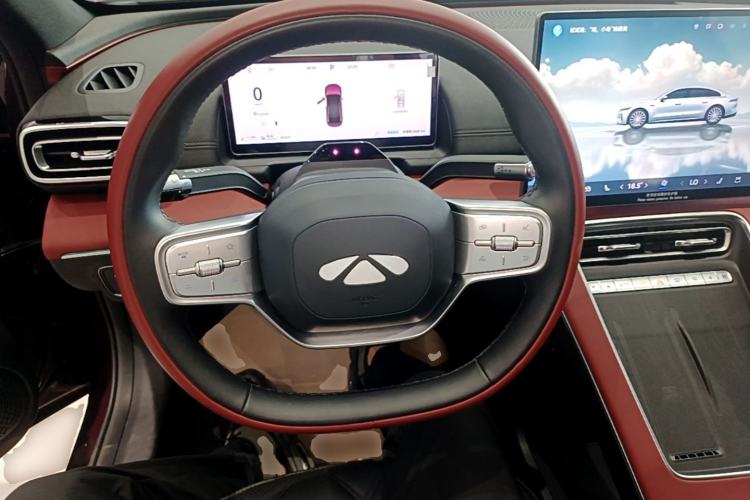 Used Chery Fengyun Fulwin A9L 2025 Model, Four-Wheel Drive High-Energy Peak Edition Steering Wheel