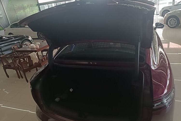 Used Chery Fengyun Fulwin A9L 2025 Model, Four-Wheel Drive High-Energy Peak Edition Trunk