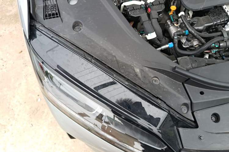 Used Chery Fengyun Fulwin A9L 2025 Model, 260 Boya Luxury Edition Engine Bay Right