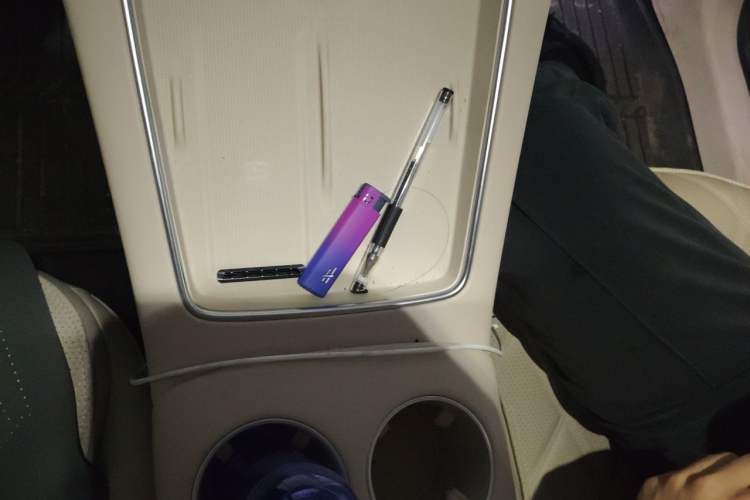 Used Chery Fengyun Fulwin A9L 2025 Model, Four-Wheel Drive High-Energy Peak Edition Gear Lever