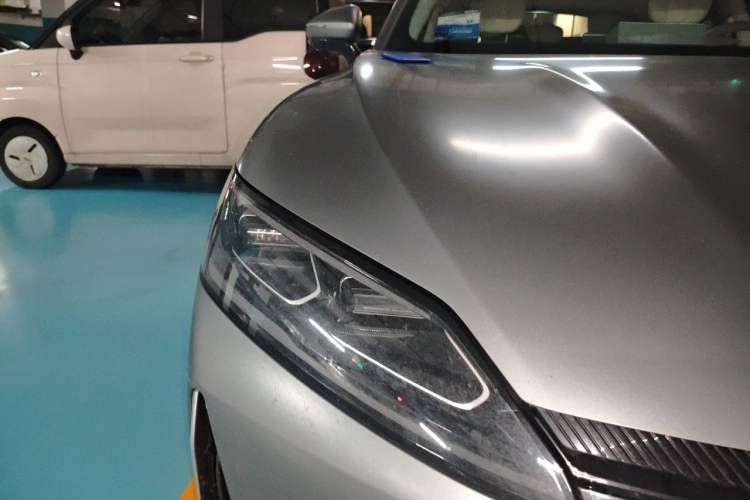 Used Chery Fengyun Fulwin A9L 2025 Model, Four-Wheel Drive High-Energy Peak Edition Right Front Headlight
