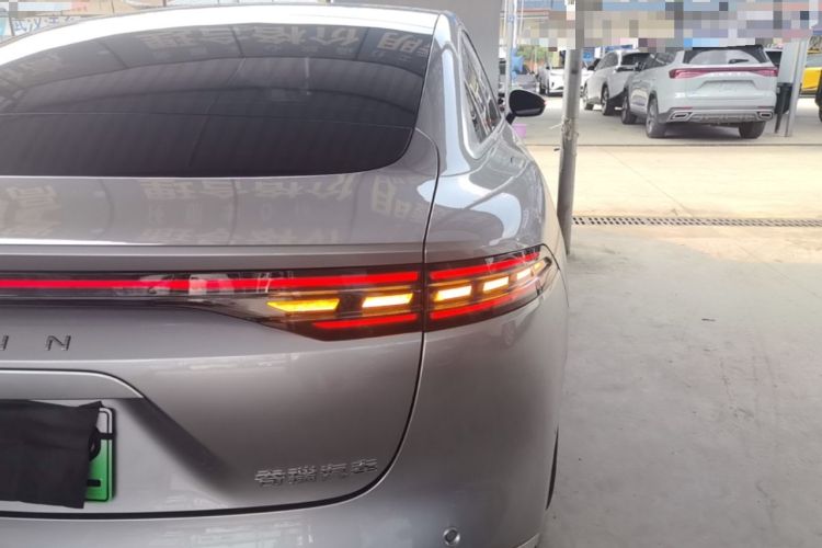 Used Chery Fengyun Fulwin A9L 2025 Model, 260 Ultra-Long Range Prestige Edition Right Rear Taillight