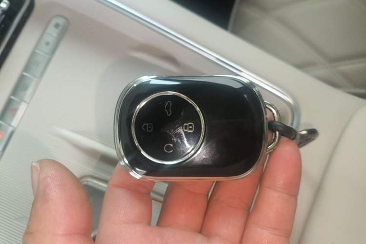 Used Chery Fengyun Fulwin A9L 2025 Model, 260 Ultra-Long Range Prestige Edition Vehicle Key