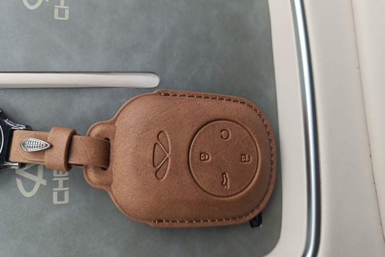 Used Chery Fengyun Fulwin A9L 2025 Model, 260 Boya Luxury Edition Vehicle Key