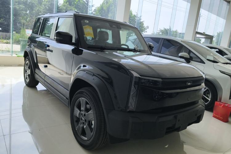 Used Chery Fengyun Fulwin X3 2025 Model 401 Zhi Shang Edition Front Right 45 Deg
