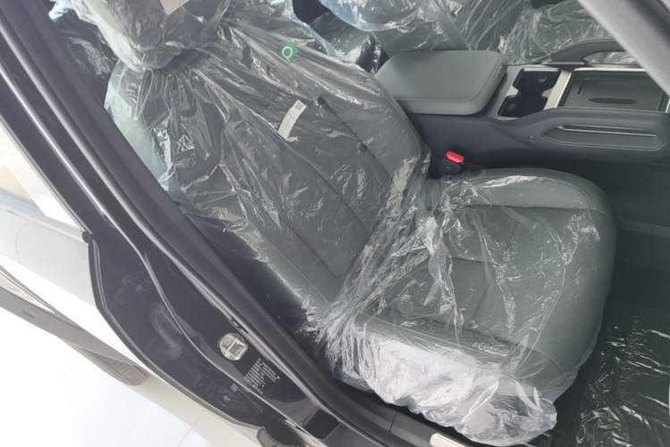 Used Chery Fengyun Fulwin X3 2025 Model 401 Zhi Shang Edition Right Front Seat