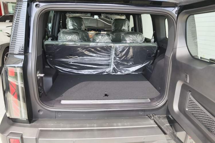 Used Chery Fengyun Fulwin X3 2025 Model 401 Zhi Shang Edition Trunk