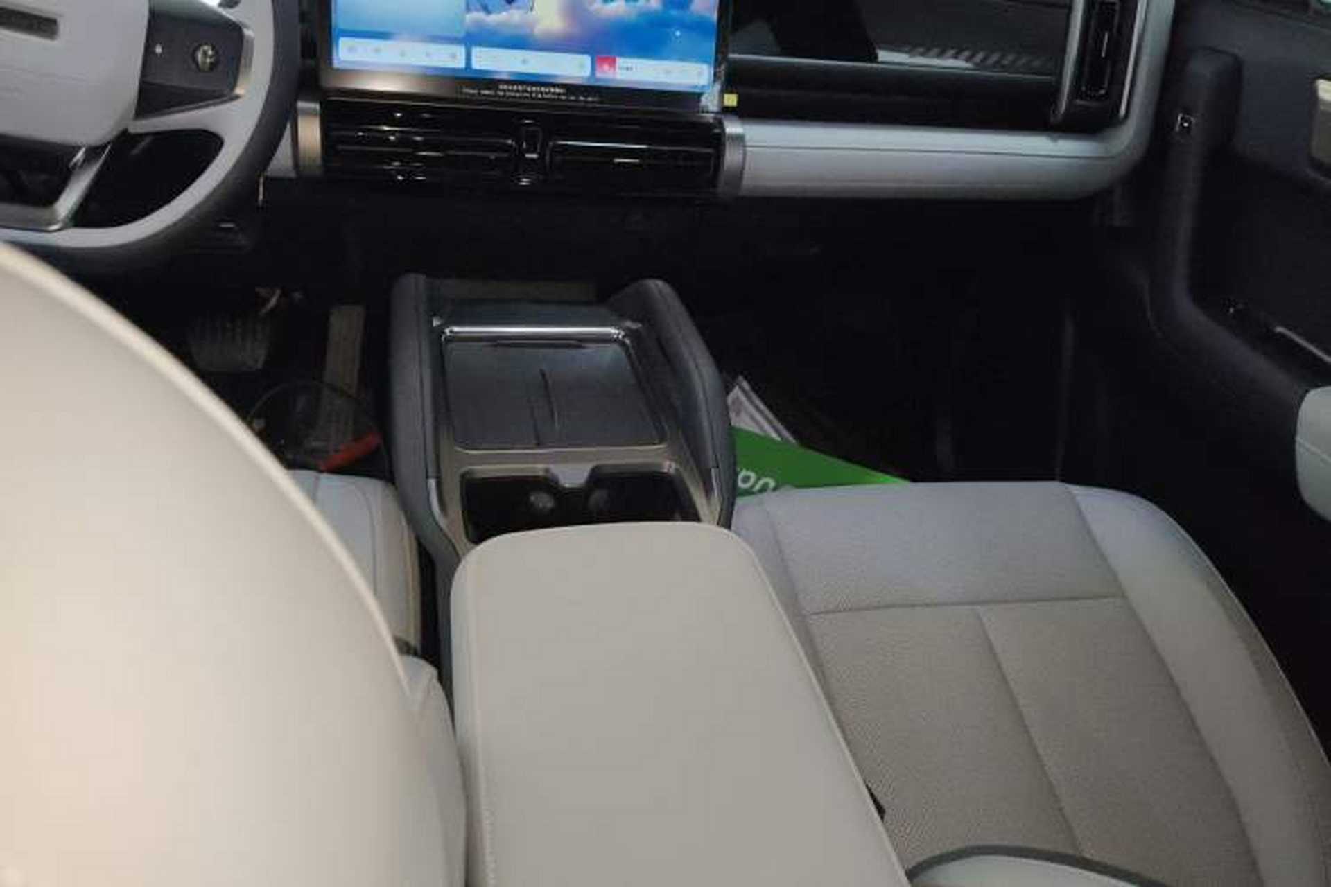 Used Chery Fengyun Fulwin X3 2025 Model 401 Zhi Shang Edition Gear Lever