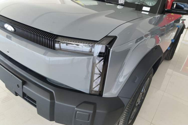 Used Chery Fengyun Fulwin X3 2025 Model 401 Zhi Shang Edition Left Front Headlight