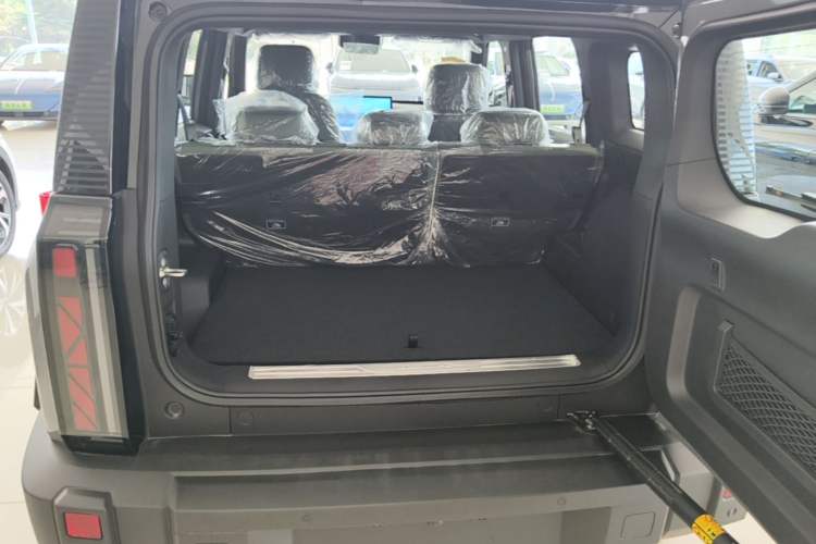 Used Chery Fengyun Fulwin X3 2025 Model 401 Zhi Shang Edition Trunk