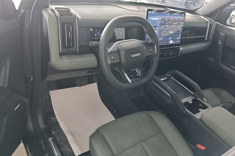Used Chery Fengyun Fulwin X3 2025 Model 401 Ya Shang Edition Center Console