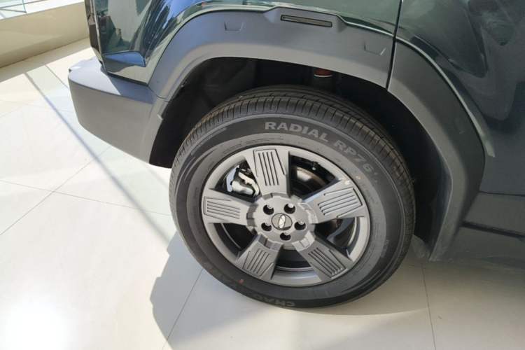 Used Chery Fengyun Fulwin X3 2025 Model 401 Zhi Shang Edition Exterior 5