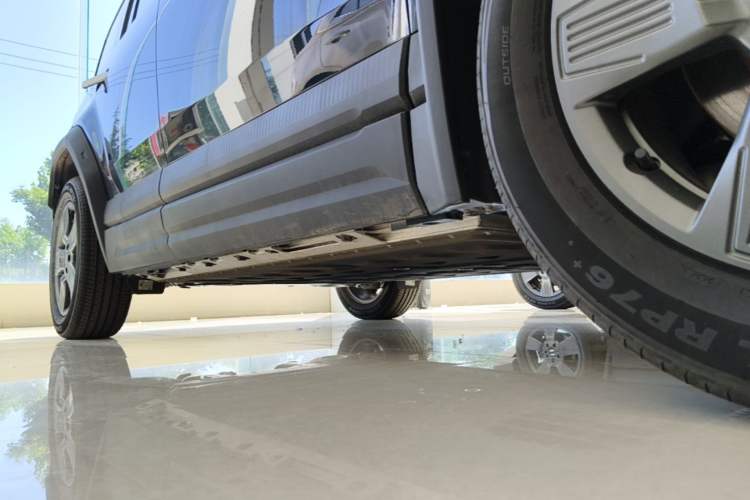 Used Chery Fengyun Fulwin X3 2025 Model 401 Zhi Shang Edition Right Side Sill
