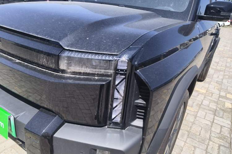 Used Chery Fengyun Fulwin X3 Plus 2025 Model 401 Two-Wheel Drive Smart Leading Edition Left Front Headlight