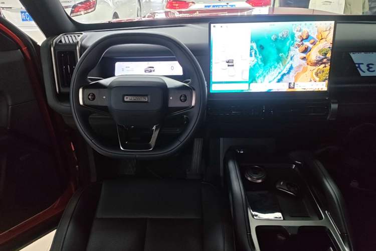 Used Chery Fengyun Fulwin X3 Plus 2025 Model 501 Four-Wheel Drive Smart Leading Edition Audio And AC Panel