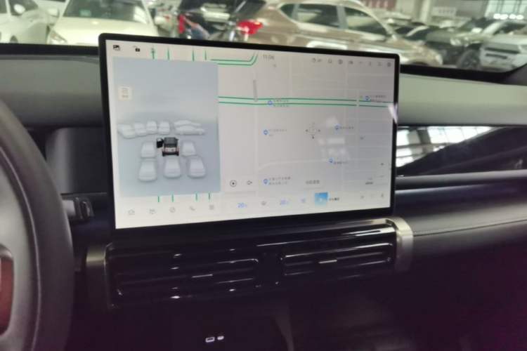 Used Chery Fengyun Fulwin X3 Plus 2025 Model 501 Four-Wheel Drive Smart Leading Edition Audio And AC Panel