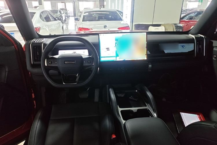 Used Chery Fengyun Fulwin X3 Plus 2025 Model 501 Four-Wheel Drive Smart Leading Edition Center Console