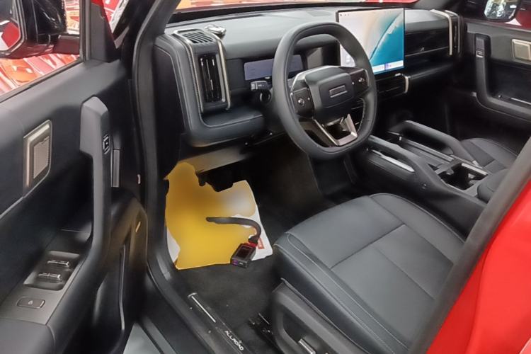 Used Chery Fengyun Fulwin X3 Plus 2025 Model 501 Four-Wheel Drive Smart Leading Edition Driver Seat