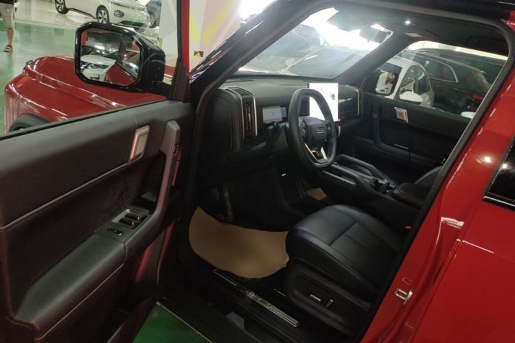 Used Chery Fengyun Fulwin X3 Plus 2025 Model 501 Four-Wheel Drive Smart Leading Edition Driver Seat