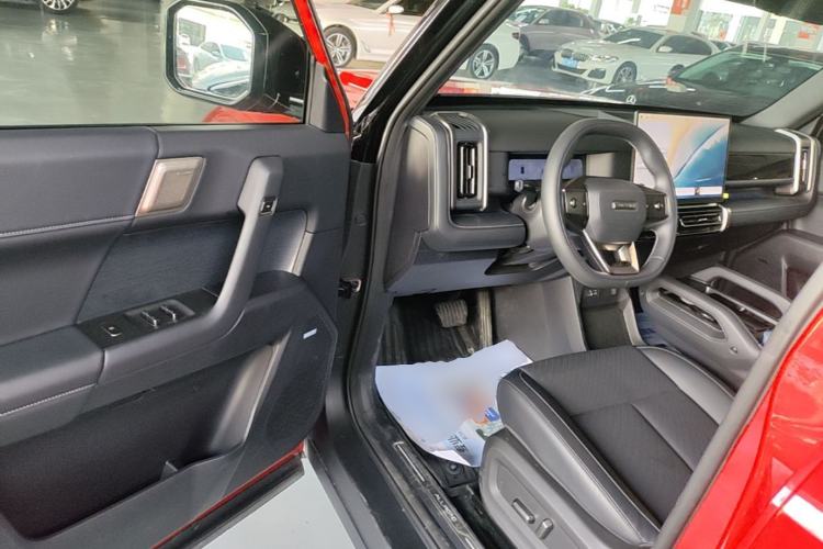 Used Chery Fengyun Fulwin X3 Plus 2025 Model 501 Four-Wheel Drive Smart Leading Edition Driver Seat