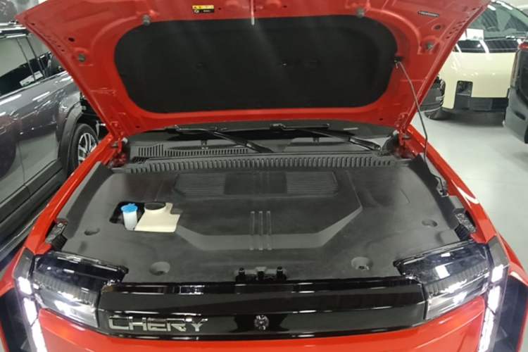 Used Chery Fengyun Fulwin X3 Plus 2025 Model 501 Four-Wheel Drive Smart Leading Edition Engine Bay