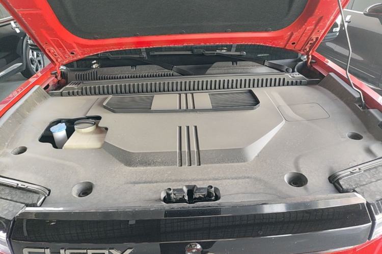 Used Chery Fengyun Fulwin X3 Plus 2025 Model 501 Four-Wheel Drive Smart Leading Edition Engine Bay